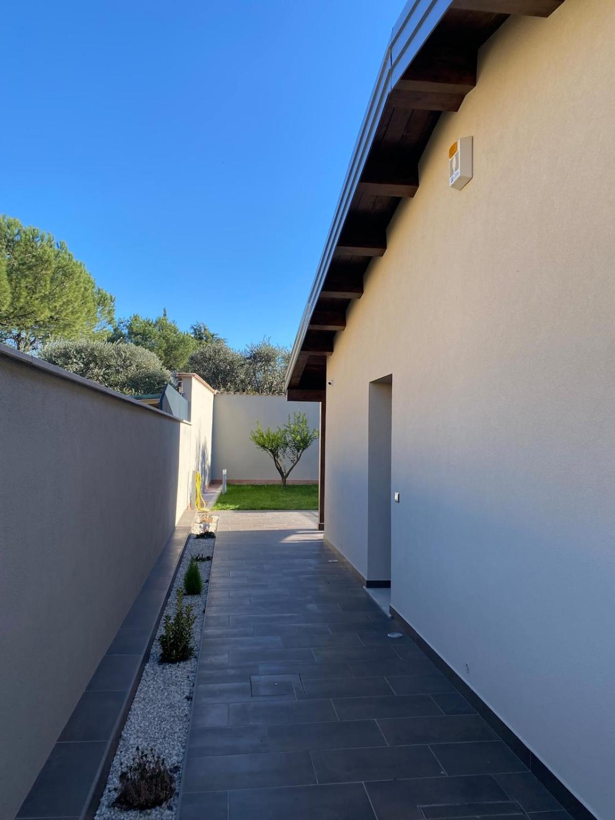 Villino Ancillotto With Garden And Parking Motorcycle Space - Rome — Photos 3